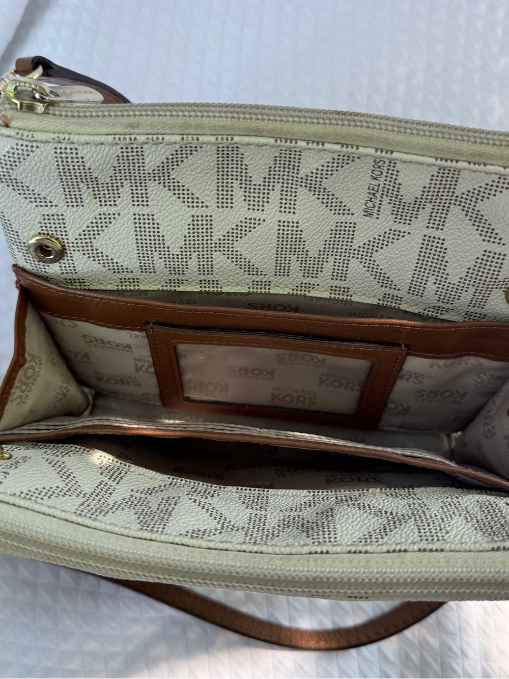 Michael Kors Cream Logo Crossbody with Brown Strap and Gold MK Emblem - Picture 4 of 12